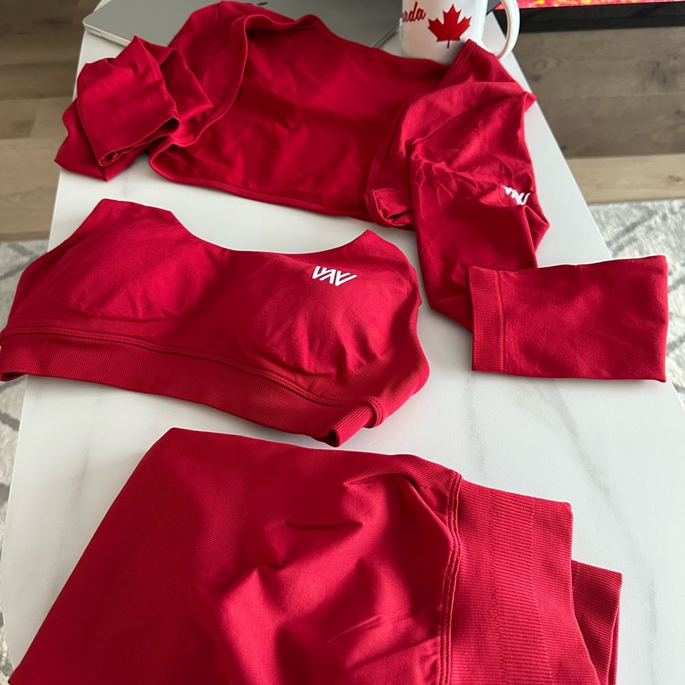 Women's Red Leggings Set